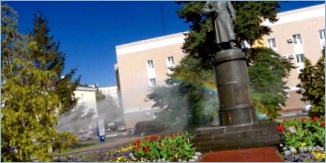 Памятник Иосифу Апанасенко в Белгороде - Monument to Joseph Apanasenko in Belgorod