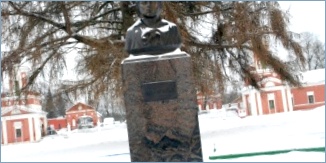 Памятник А.С.Пушкину в Яропольце - Monument to Alexander Pushkin in Yaropolets