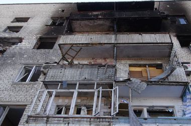 Обстановка в Донецке: город сотрясают залпы, из-за боев жители боятся идти в церковь